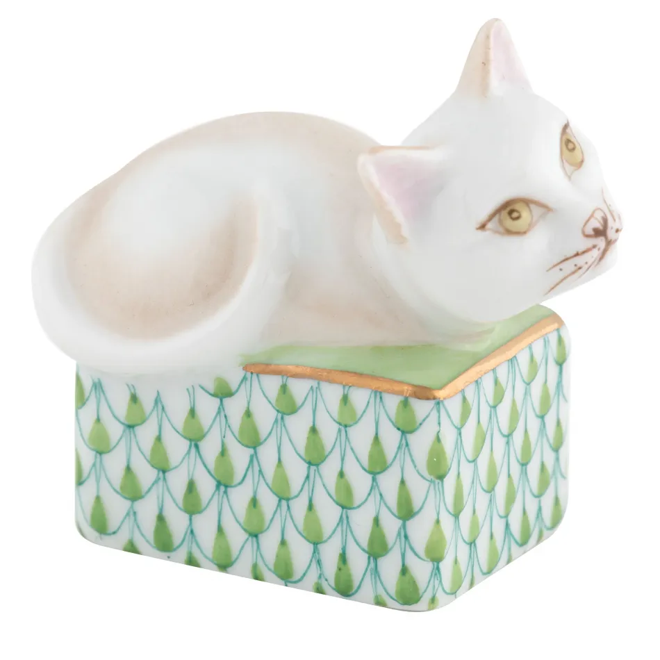 Cat in Box Key Lime 2.25in L X 1.25in W X 2in H