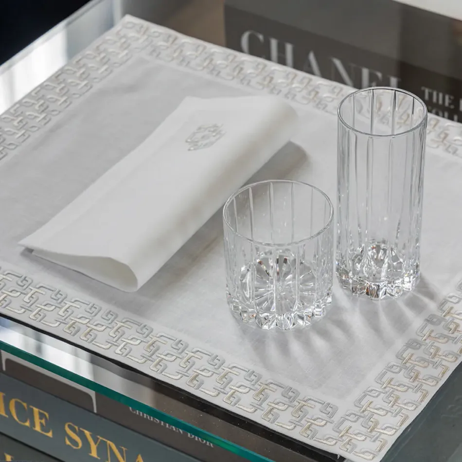 J Dream Embroidered Table Linens