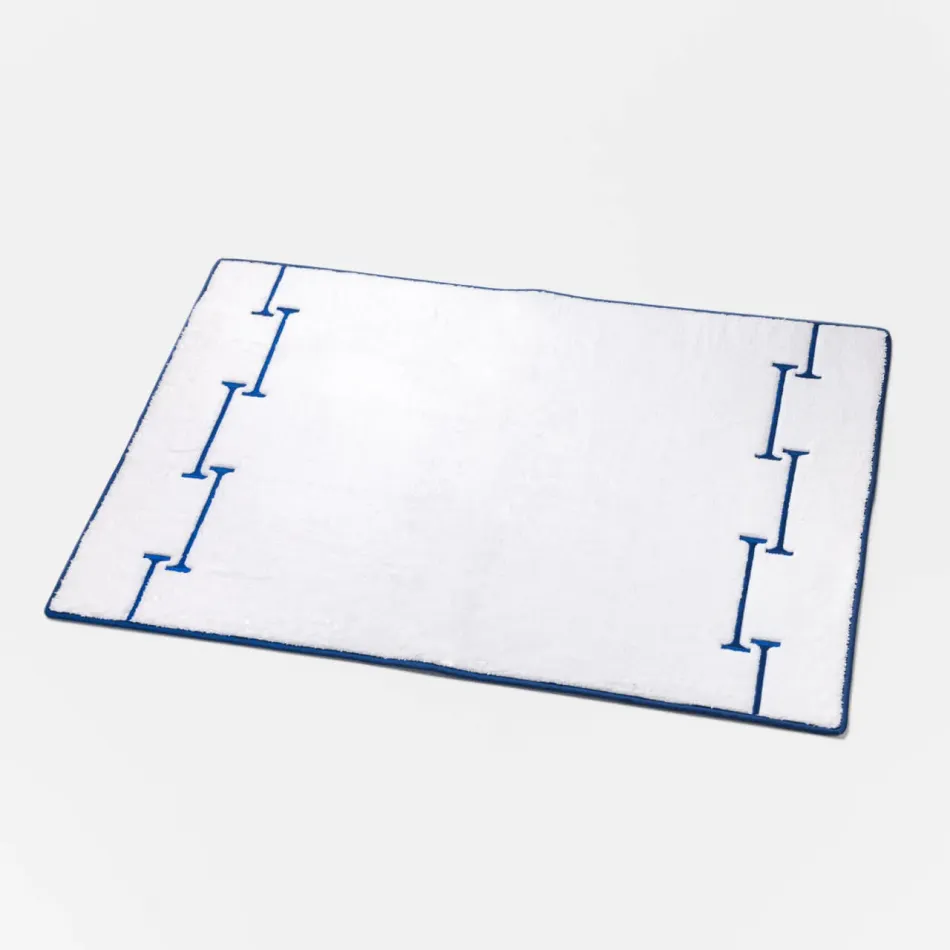 Piton White/Blue 20" x 28" Bath Mat