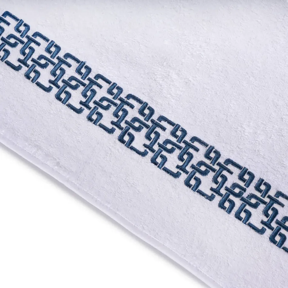 J Dream White/Blue Embroidered Bath Towels