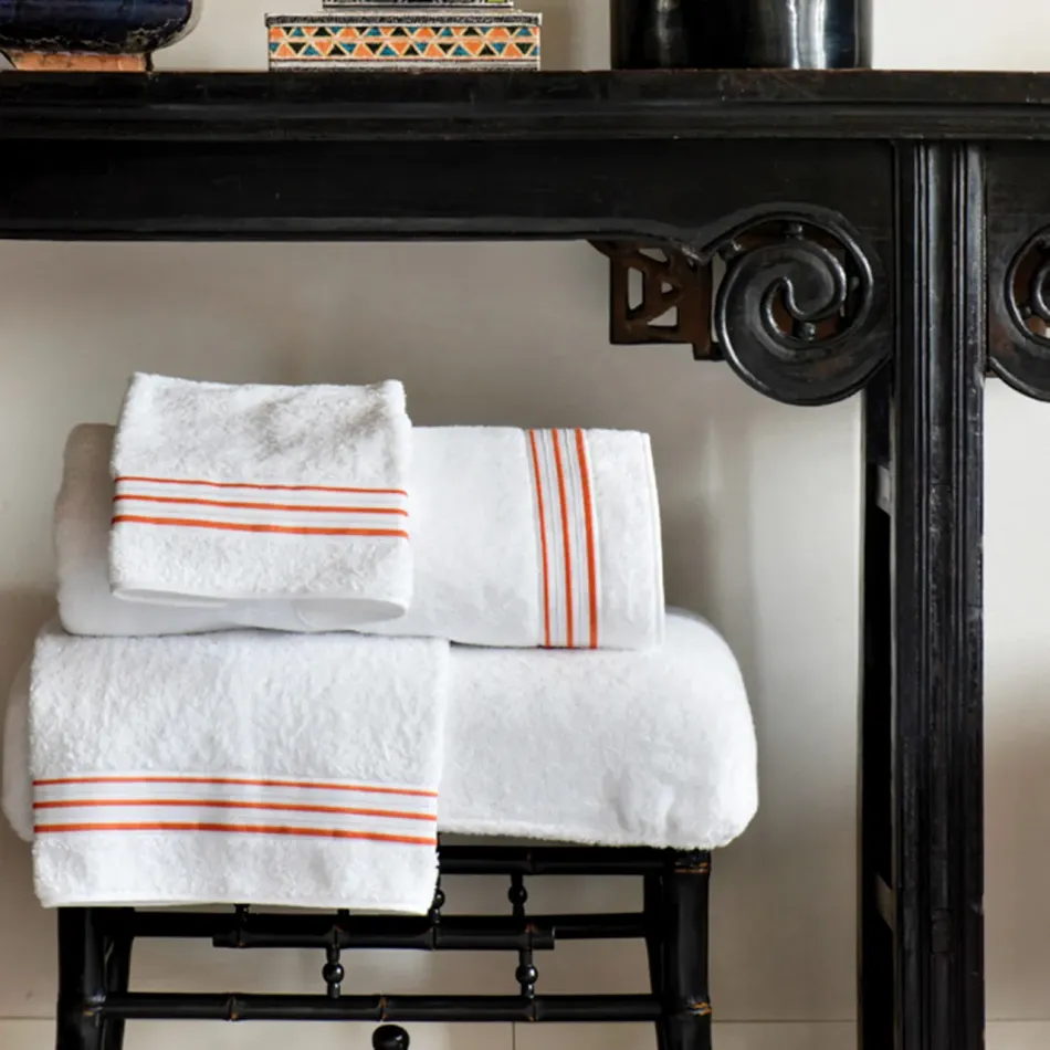 Tricot White/Orange Embroidered Bath Towels