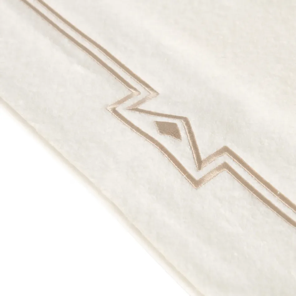 Navajo Beige/Gold Embroidered Bath Towels