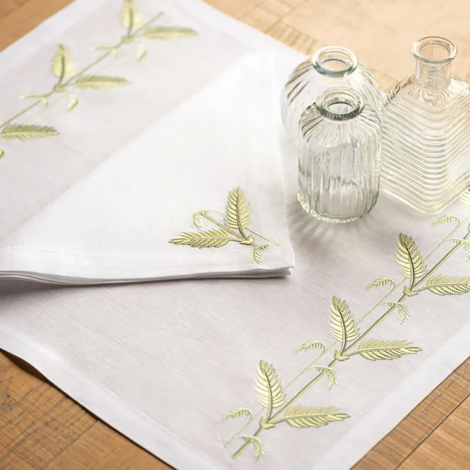 Plumes Embroidered Table Linens