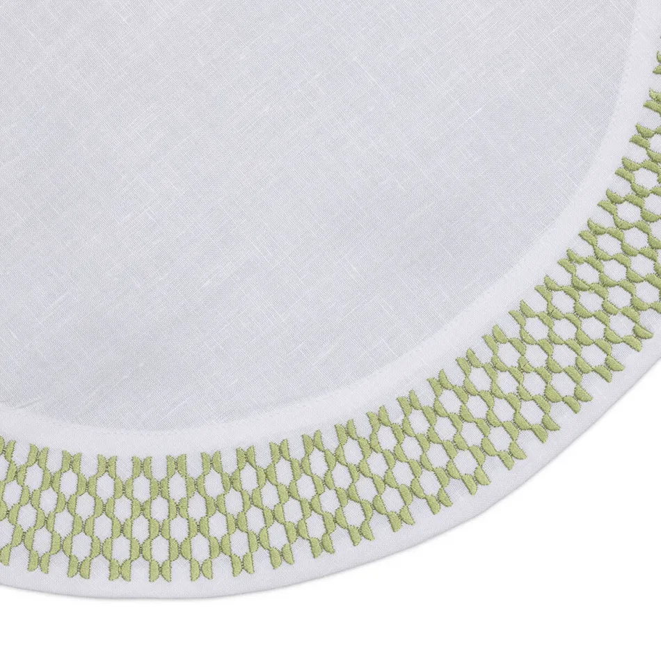 Smock 16" Round Placemat - White Linen/Green Embroidery