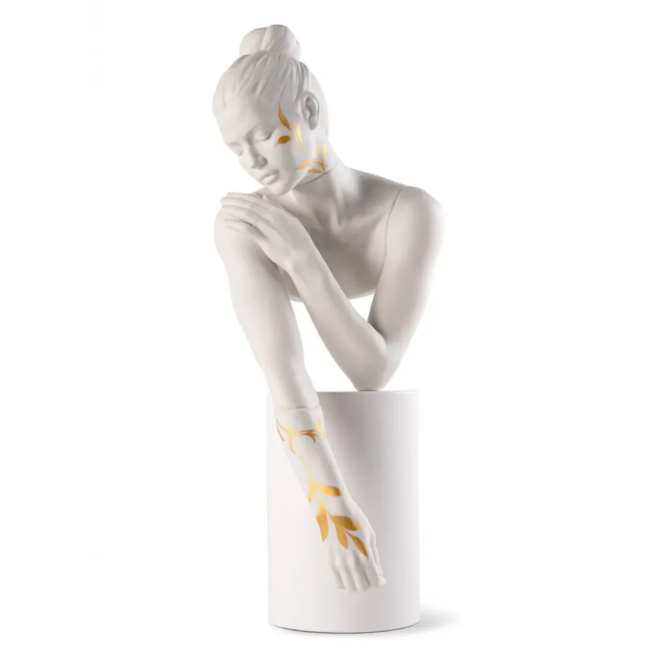 Reflections of Nature White-Gold Her Sculpture