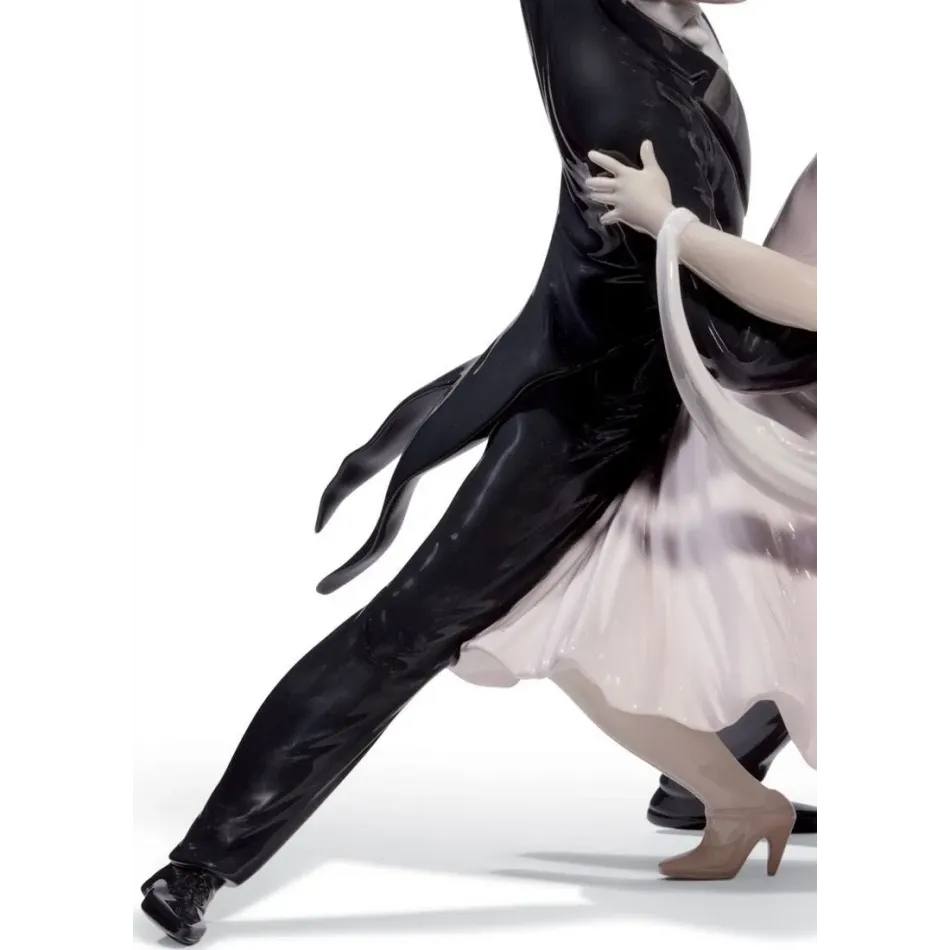 Elegant Foxtrot