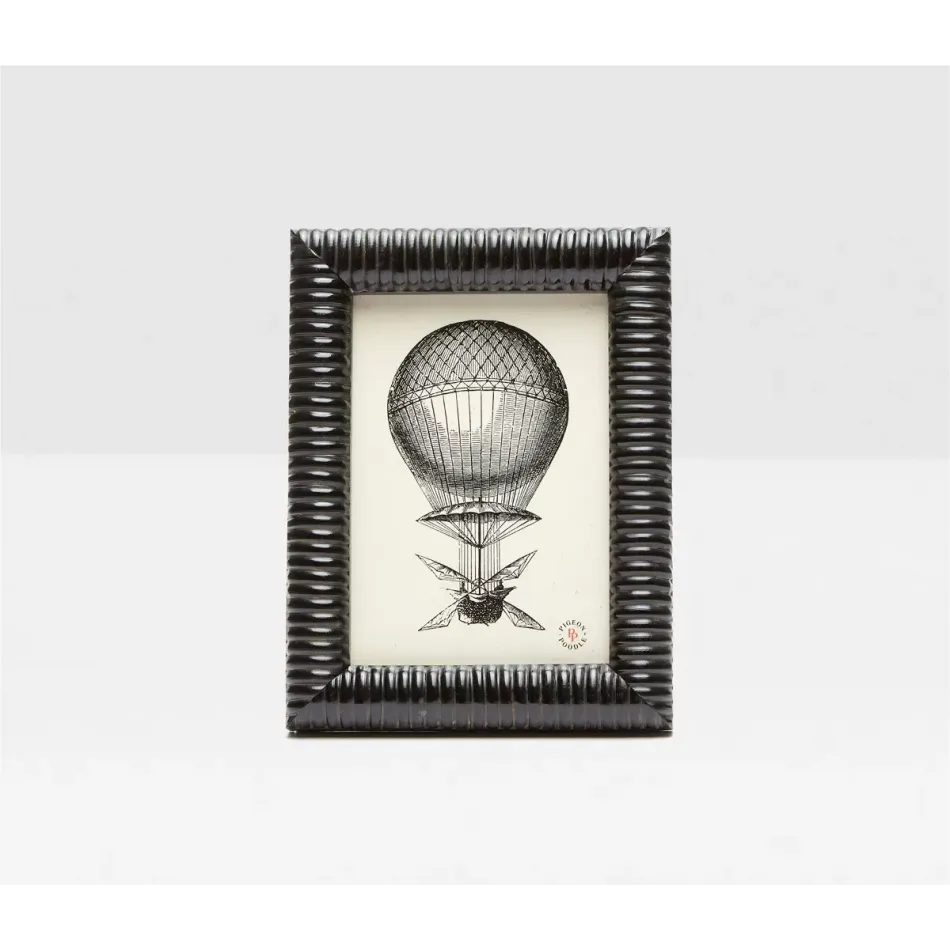 Metz Black Frame 5"L x 7"H