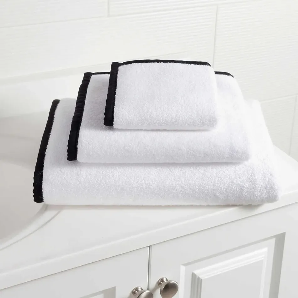 Signature Banded White/Black Bath Towel