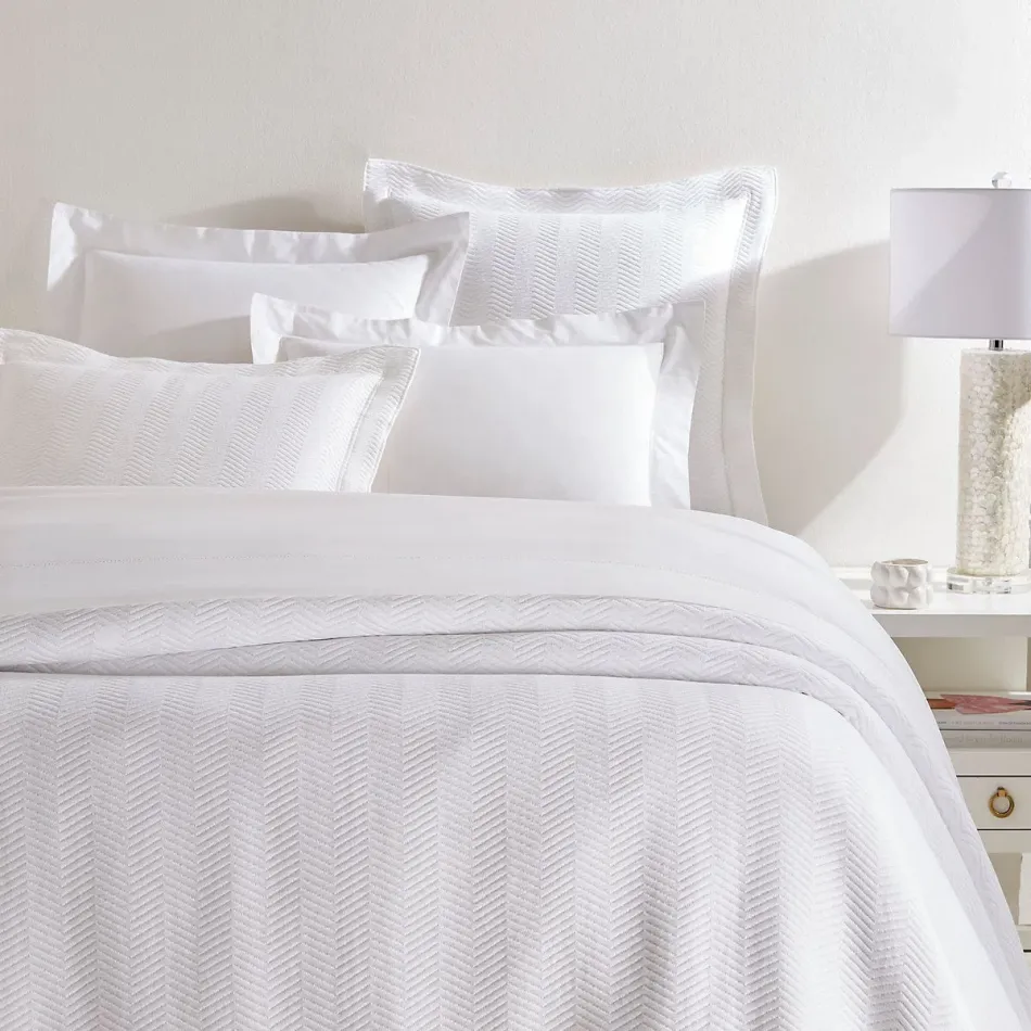 Winnie White Matelasse Coverlet King