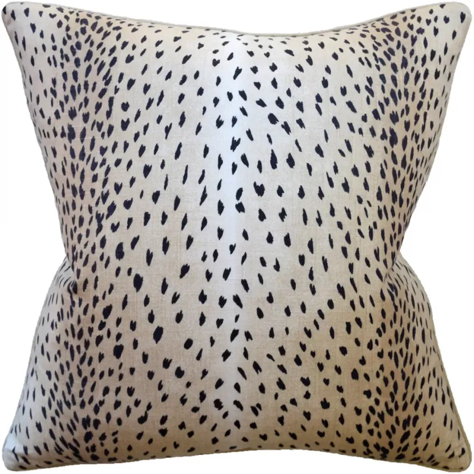 Doe Classic Black Pillow