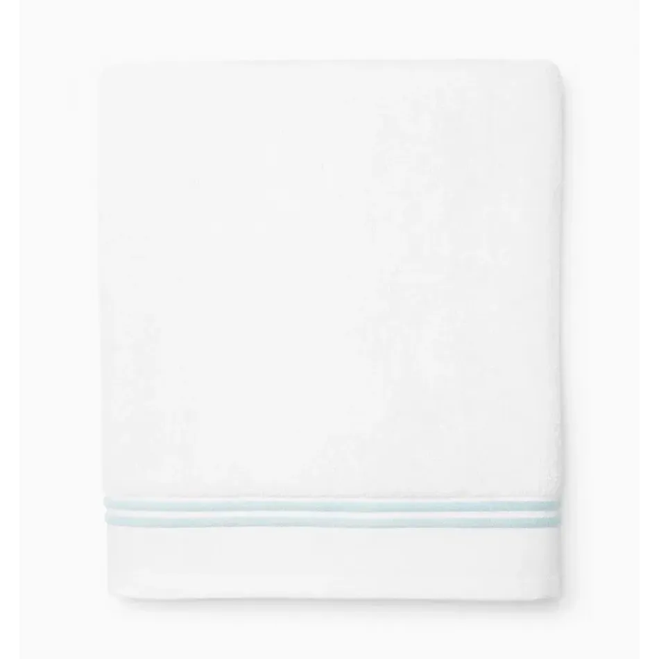 Aura Nuova White/Aqua Bath Towels