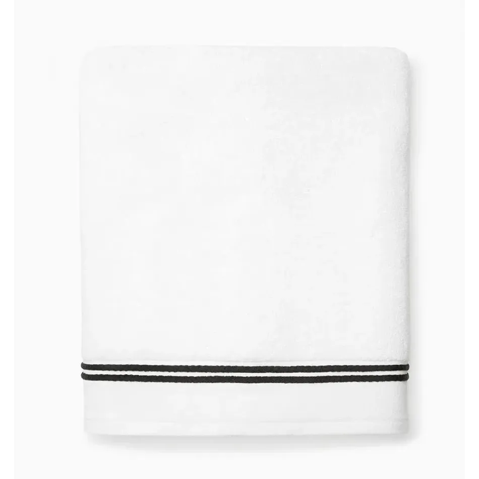 Aura Nuova White/Black Bath Towels