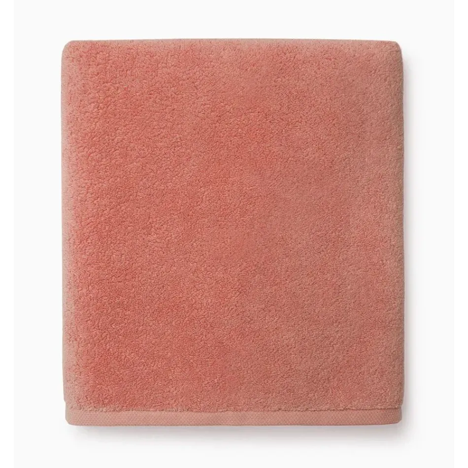 Cielo Coral Bath Towels