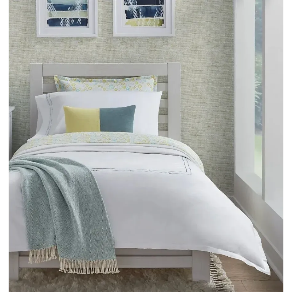 Diamantini White/Aqua Bedding