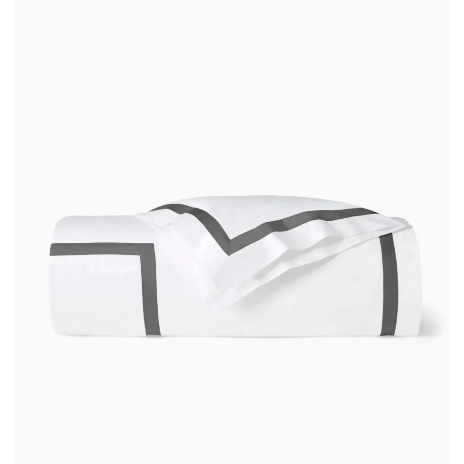 Estate White/Charcoal Bedding