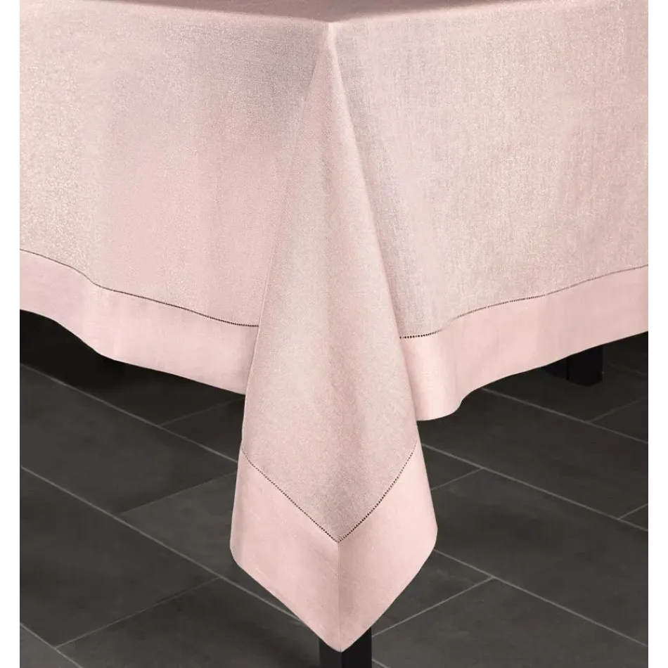 Reece Oblong Tablecloth 66 x 140 Gold/Petal