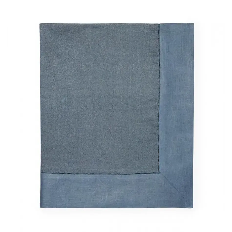 Reece Oblong Tablecloth 66 x 106 Gold/Flint