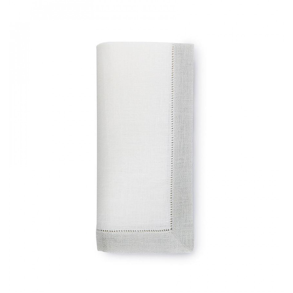 Filetto White/Silver Table Linens