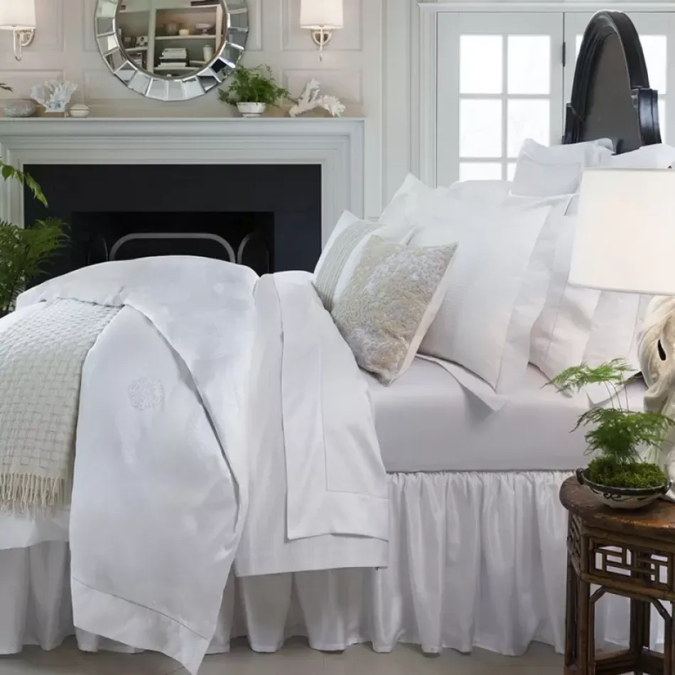 Sferra Giza 45 Medallion Queen Flat Sheet 96x114 in