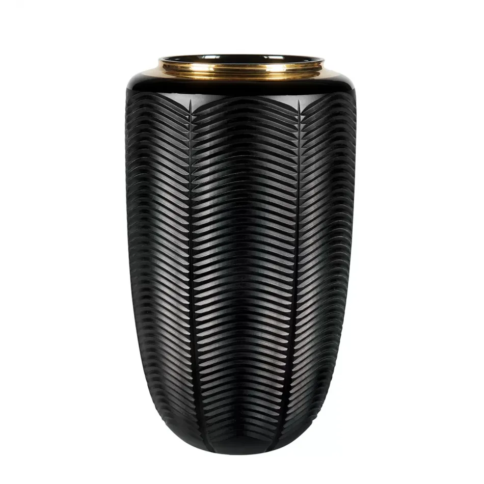 Jet Black Case With Large Vase