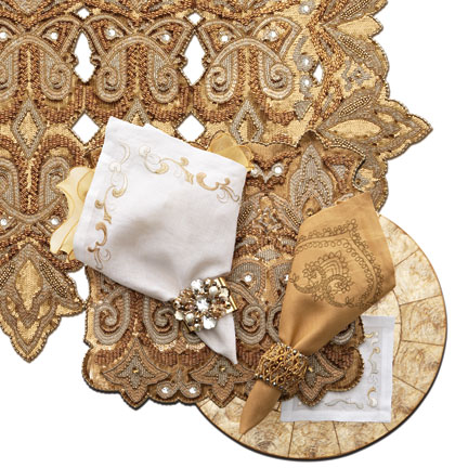 Gold Royal Gate Table Setting