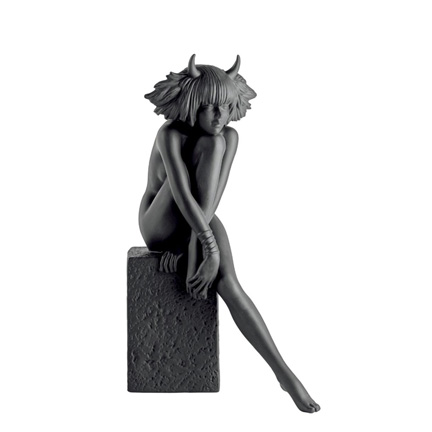 Female Taurus figurine