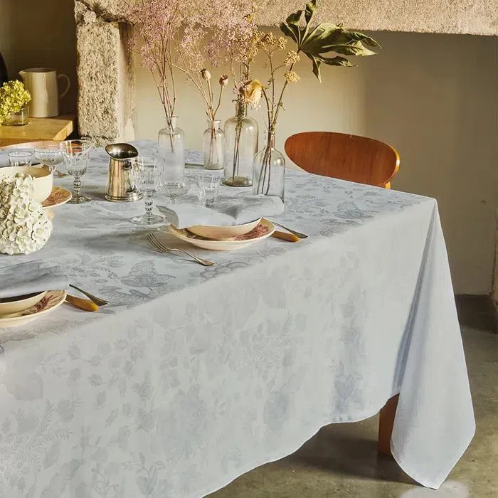 Simplicity to Extravagance: Table Linens – CouleurNature