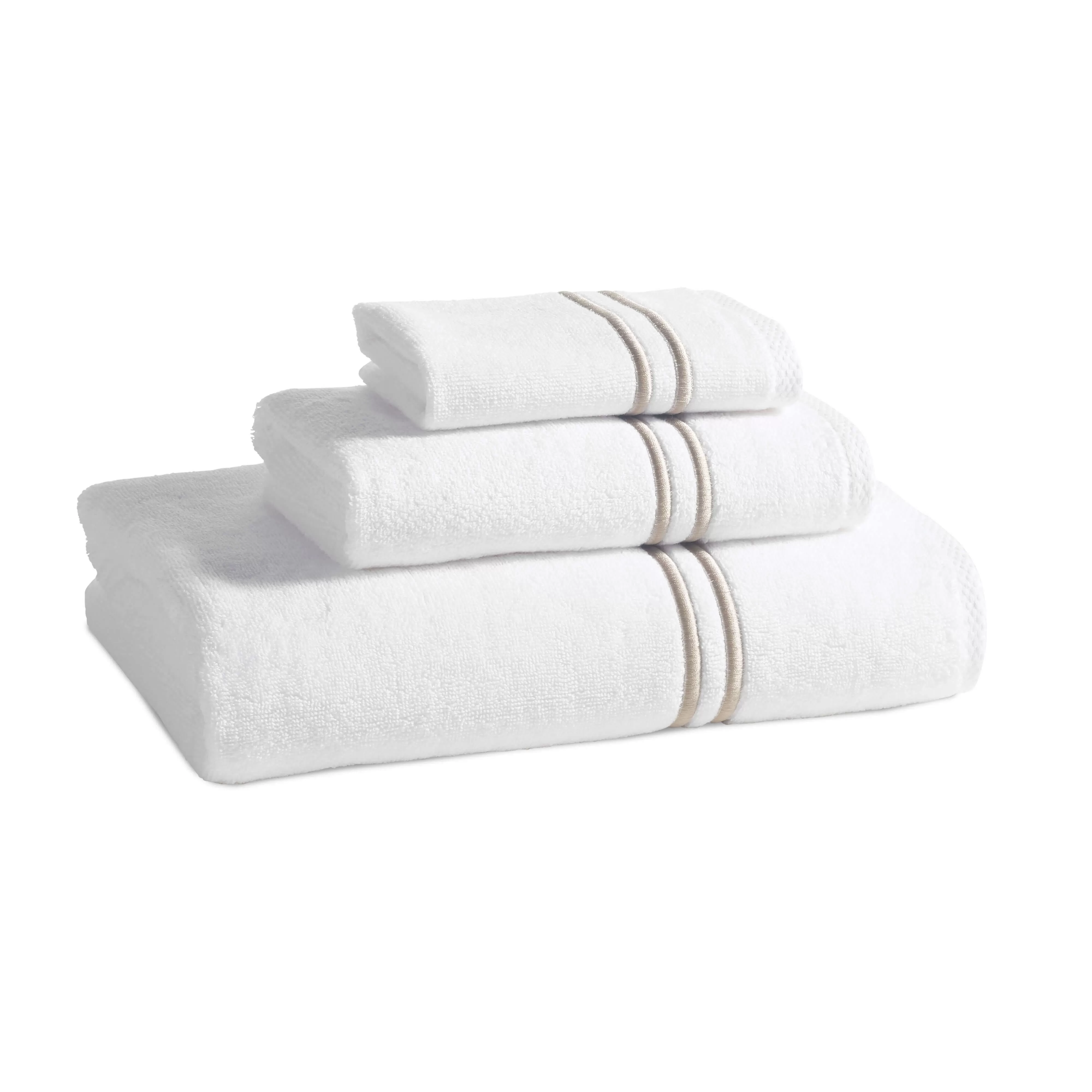 https://d1r7bfp0lbkani.cloudfront.net/images/kassatex/cararra-bisque-bath-towels_1.jpg.webp